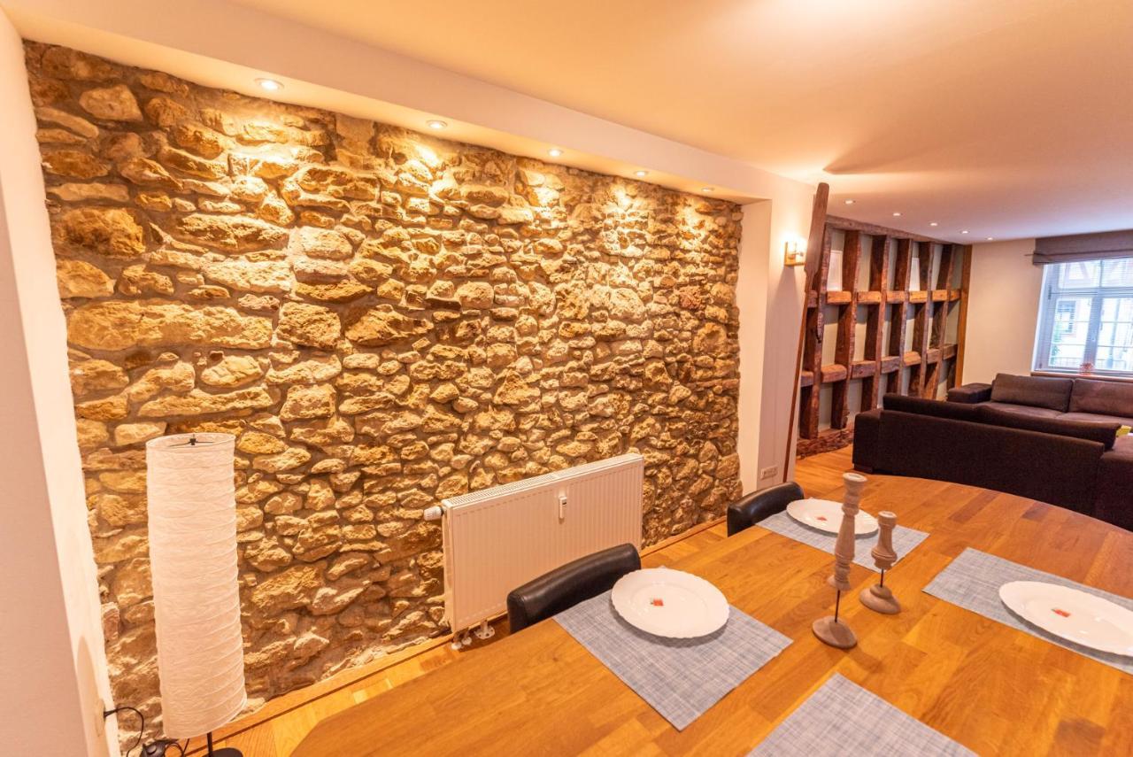 엘트빌레 Designer Unterkunft In 15. Jahrhundert Altbau 75 M² Fuer Max. 4 Personen 아파트 외부 사진